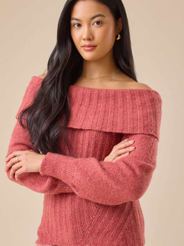 Molly Off-Shoulder Sweater Detail 2 - TULLABEE
