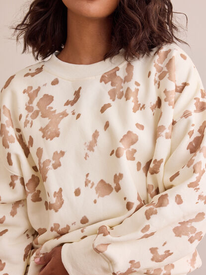 Cow Print Fleece Pullover - TULLABEE