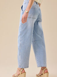 Westyn Barrel Jeans Detail 3 - TULLABEE