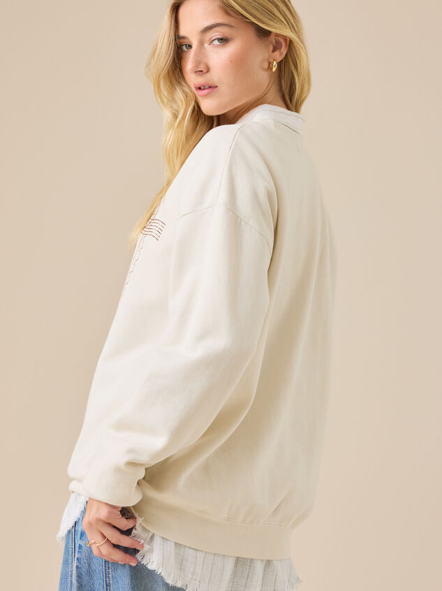 Horse Stamp Graphic Sweatshirt Detail 4 - TULLABEE