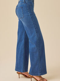 Braylee Straight Leg Jeans Detail 4 - TULLABEE