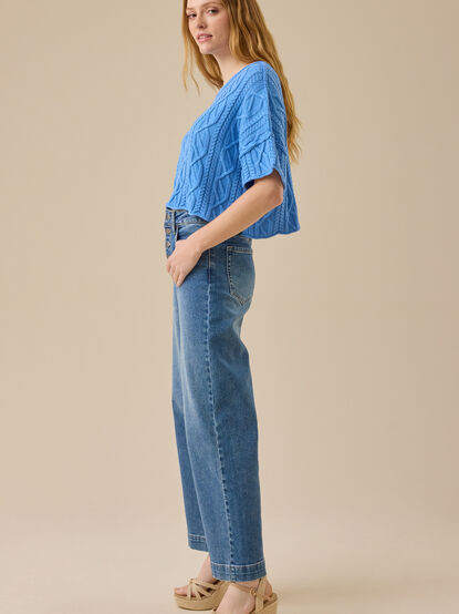 Emma Cable Cropped Sweater - TULLABEE