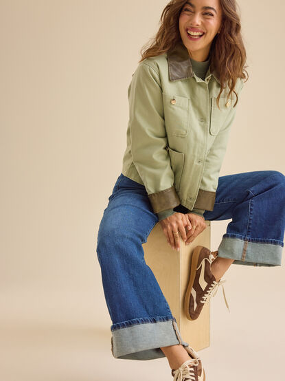 Enola Barn Jacket - TULLABEE