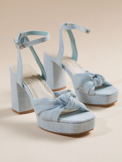 Genoa Platform Heels By Matisse - TULLABEE