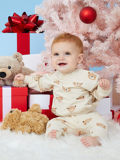 Teddy Bear Sweatshirt by Quincy Mae - TULLABEE