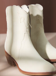 Kiarra Western Bootie Detail 5 - TULLABEE