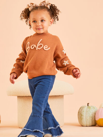 Babe Flower Stitch Sweater - TULLABEE