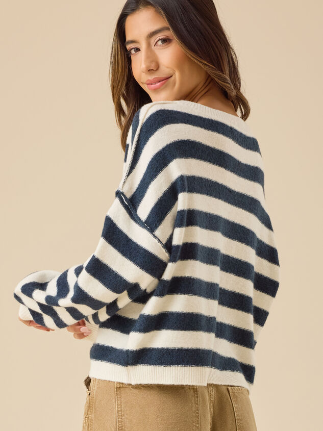Waverly Stripe Crew Neck Detail 4 - TULLABEE