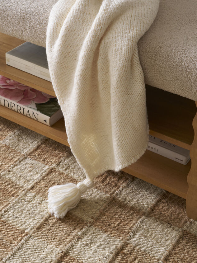 Hudson Upholstered & Wood Storage Bench Detail 2 - TULLABEE
