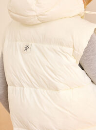 Longline Puffer Vest Detail 5 - TULLABEE