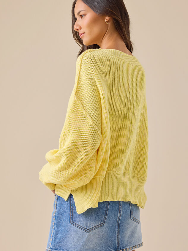 Sophia Crew Sweater Detail 4 - TULLABEE
