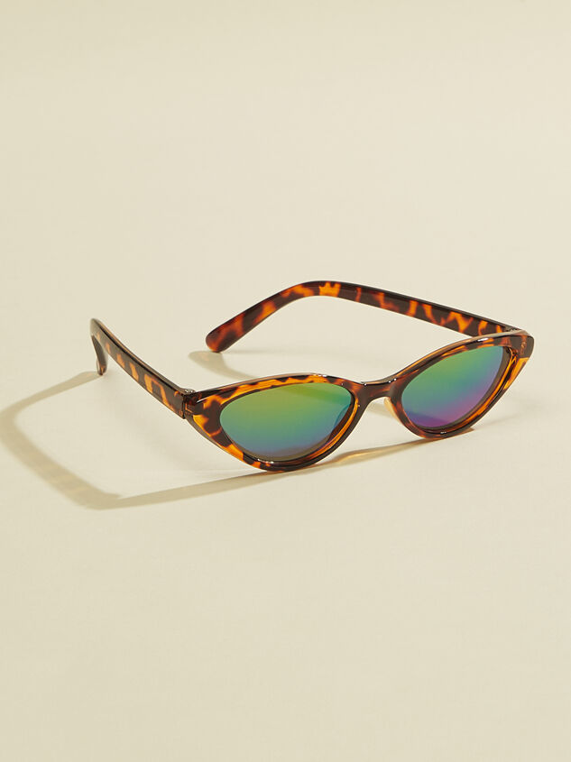 Cat Eye Sunglasses - TULLABEE