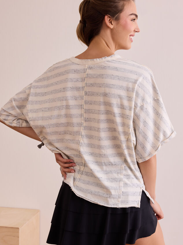 Sleek Striped Oversized Tee Detail 4 - TULLABEE