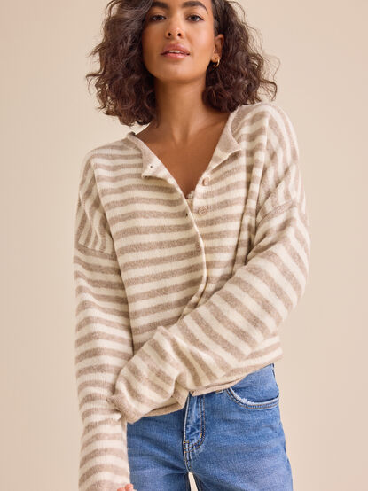 Hollen Striped Sweater - TULLABEE