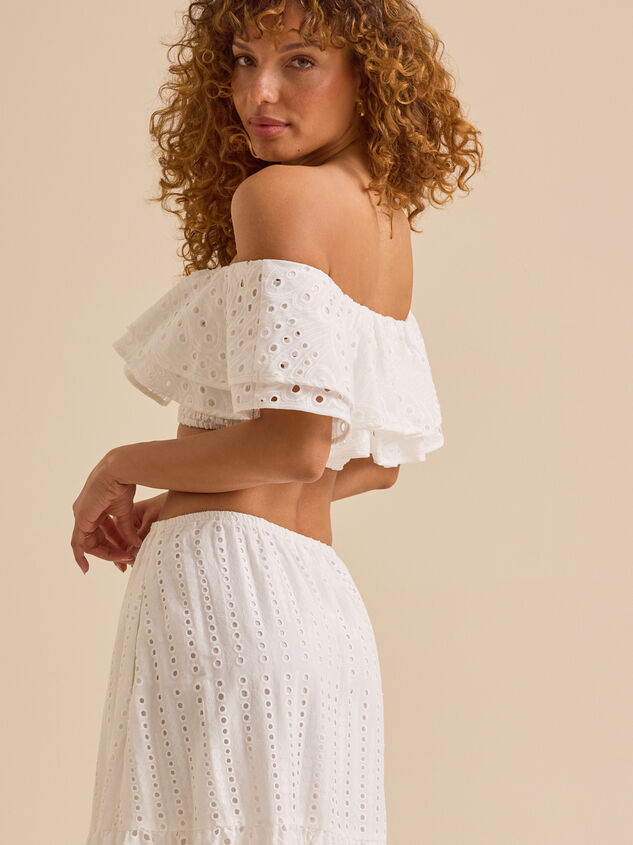 April Eyelet Top Detail 3 - TULLABEE
