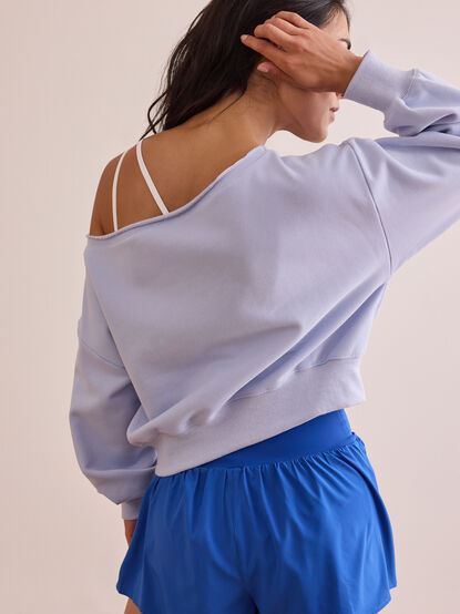Sideline Slouch Sweatshirt - TULLABEE