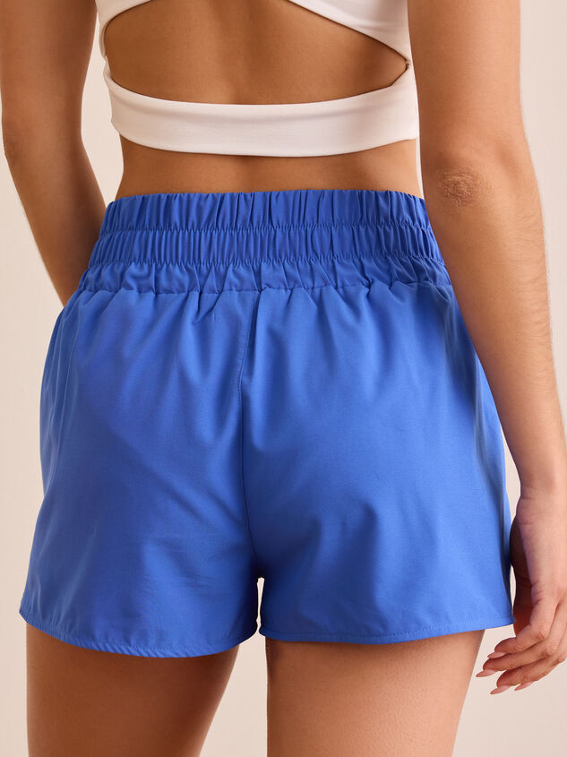 Varsity Stripe Shorts Detail 4 - TULLABEE