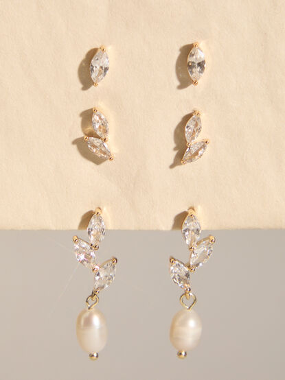18K Gold Dipped Pearl Leaf Dangle Pack - TULLABEE