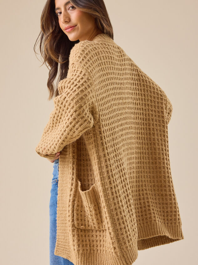 Hadley Oversize Waffle Cardigan Detail 5 - TULLABEE