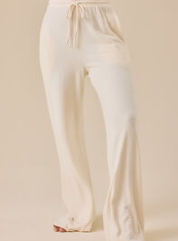 Sofie Lounge Pants Detail 3 - TULLABEE