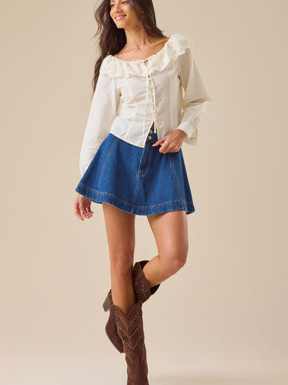 Eileen Collared Eyelet Top - TULLABEE