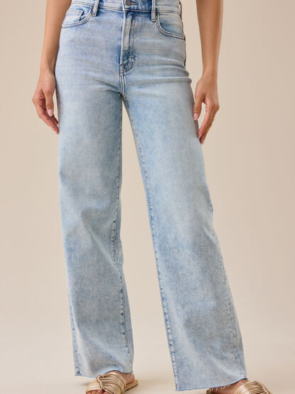Angelina Straight Leg Jeans - TULLABEE