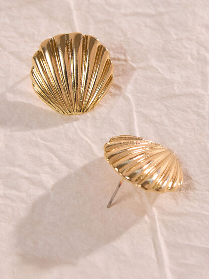 Statement Shell Studs - TULLABEE