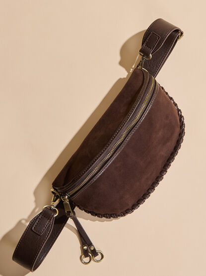 Chocolate Whipstitch Belt Bag - TULLABEE