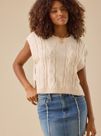 Niki Cable Knit Vest Detail 3 - TULLABEE