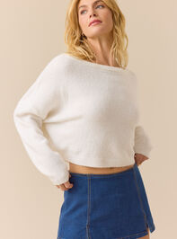 Ainsley Boat Neck Sweater Detail 2 - TULLABEE