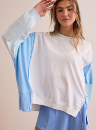 Stay Fit Stitched Crewneck Detail 2 - TULLABEE