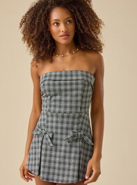Arebella Strapless Plaid Romper Detail 3 - TULLABEE