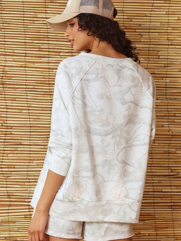 Off Track Notch Oversized Sweatshirt Detail 4 - TULLABEE