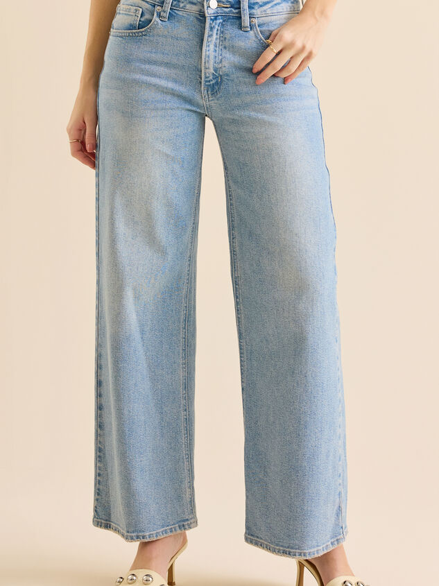 Logan Straight Leg Jean Detail 3 - TULLABEE