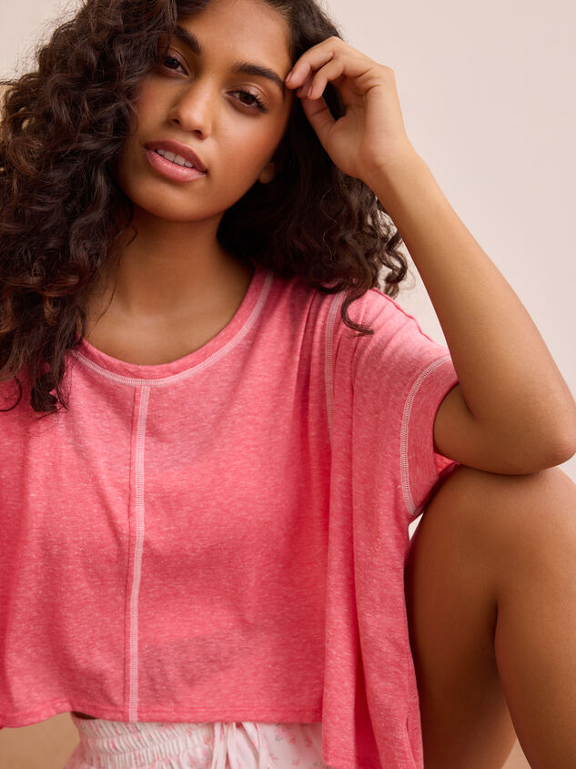 No Days Off Boxy Tee Detail 2 - TULLABEE
