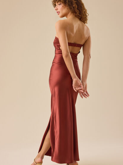 Paityn Strapless Maxi Dress - TULLABEE