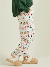 Santa Friends Adult Lounge Pants Detail 4 - TULLABEE
