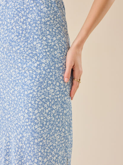 Amora Floral Midi Skirt - TULLABEE