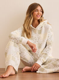 Defy Quilted Patchwork Hoodie Detail 2 - TULLABEE