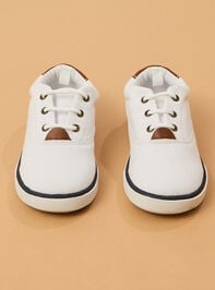 Logan Canvas Sneaker Detail 2 - TULLABEE