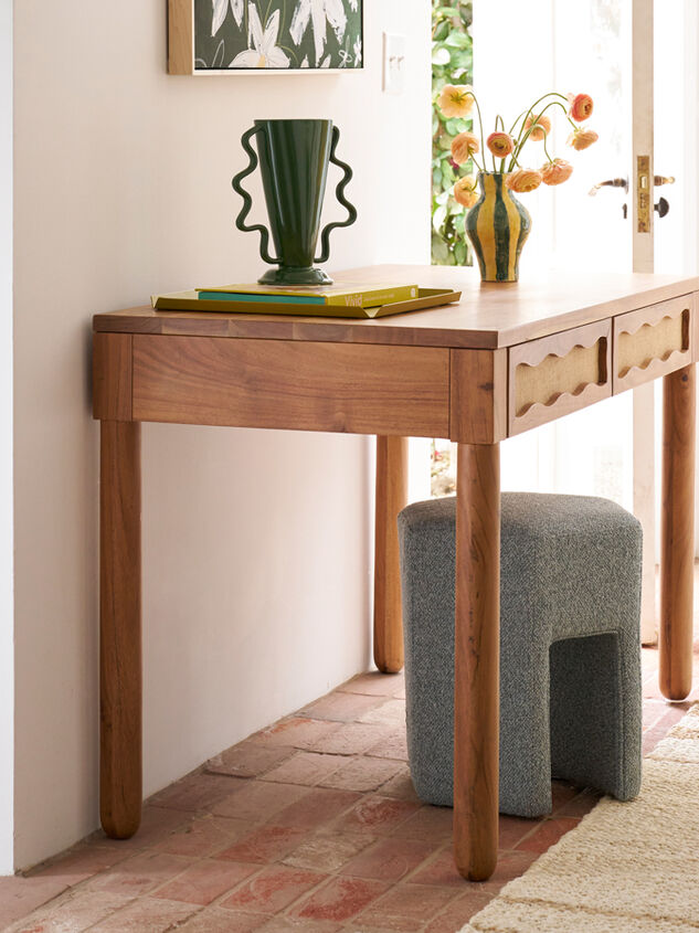 Juniper Desk Detail 2 - TULLABEE