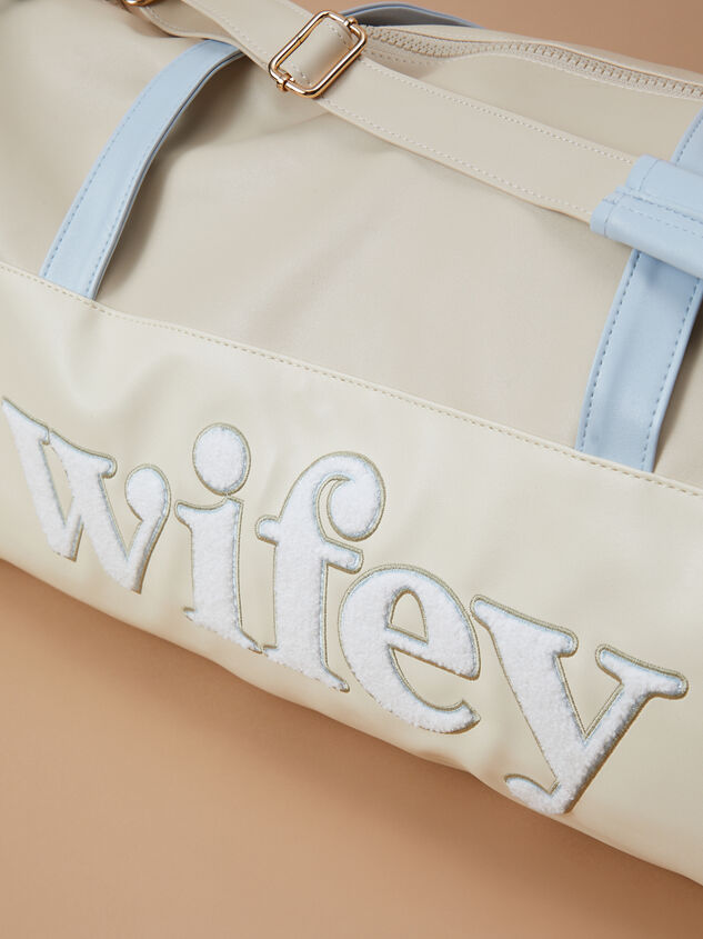 Wifey Duffle Bag Detail 3 - TULLABEE
