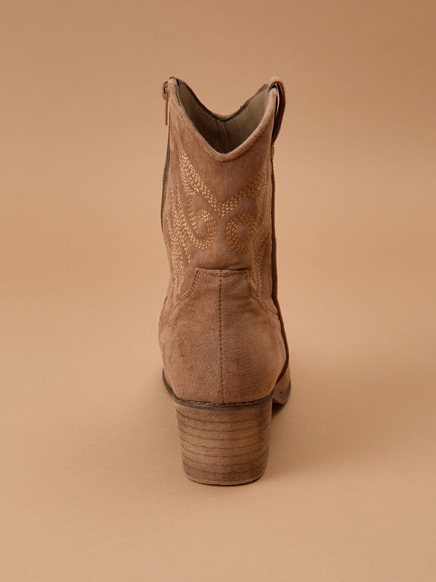 Remy Mini Western Boots Detail 3 - TULLABEE