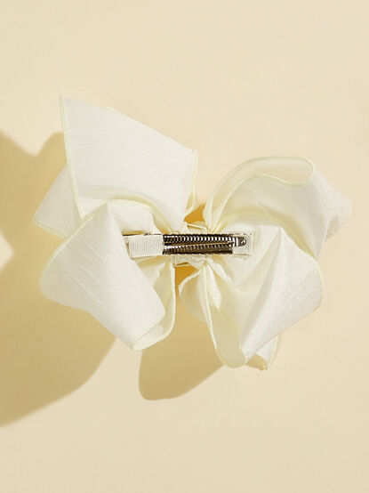 Simone Bow - TULLABEE