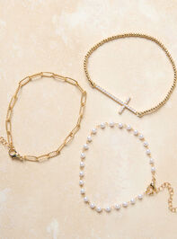 18K Gold Cross Bracelet Set Detail 2 - TULLABEE