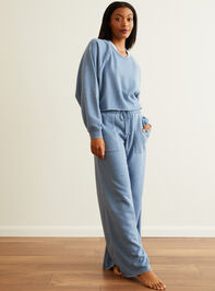 Pump It Up Crew Pullover Detail 2 - TULLABEE