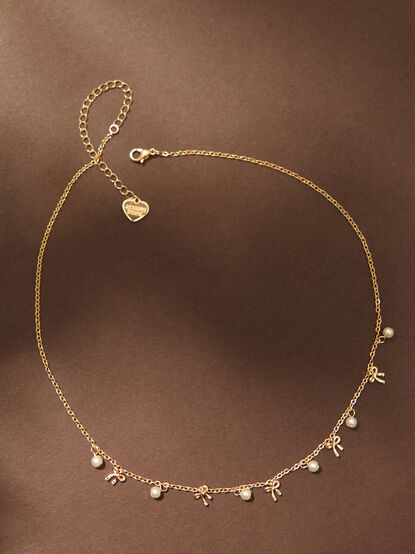 Dainty Pearl Bow Charm Necklace - TULLABEE