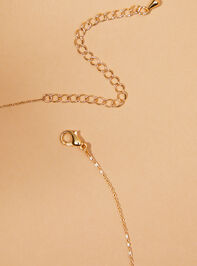 Dainty Chain Necklace Detail 3 - TULLABEE