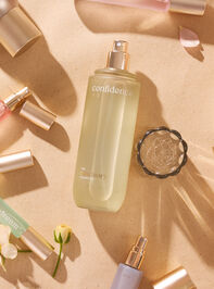 Confidence Body Mist Detail 2 - TULLABEE