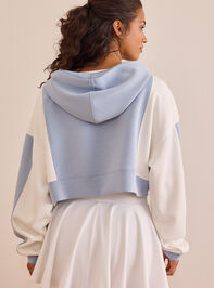 Colorblock Supersoft Hoodie Detail 3 - TULLABEE